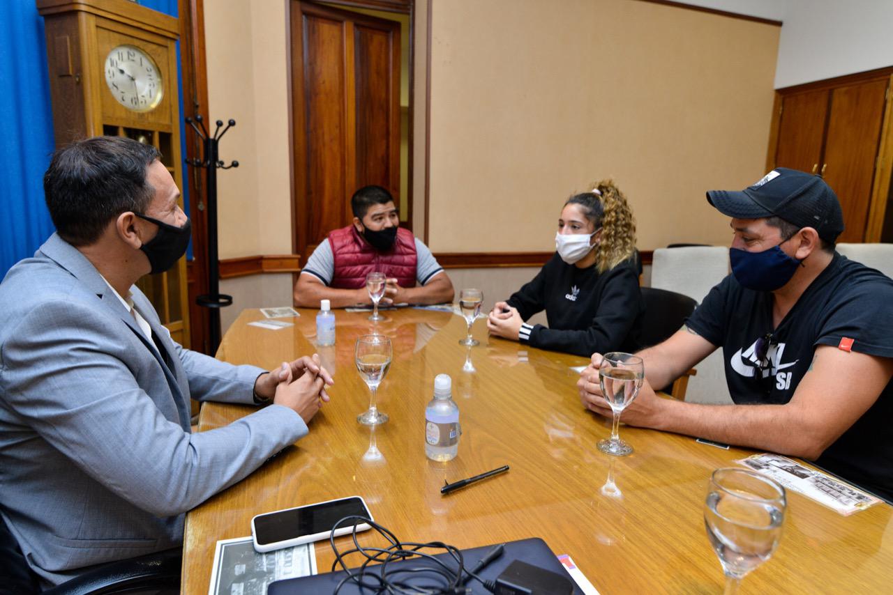Maderna con Melina Melipil