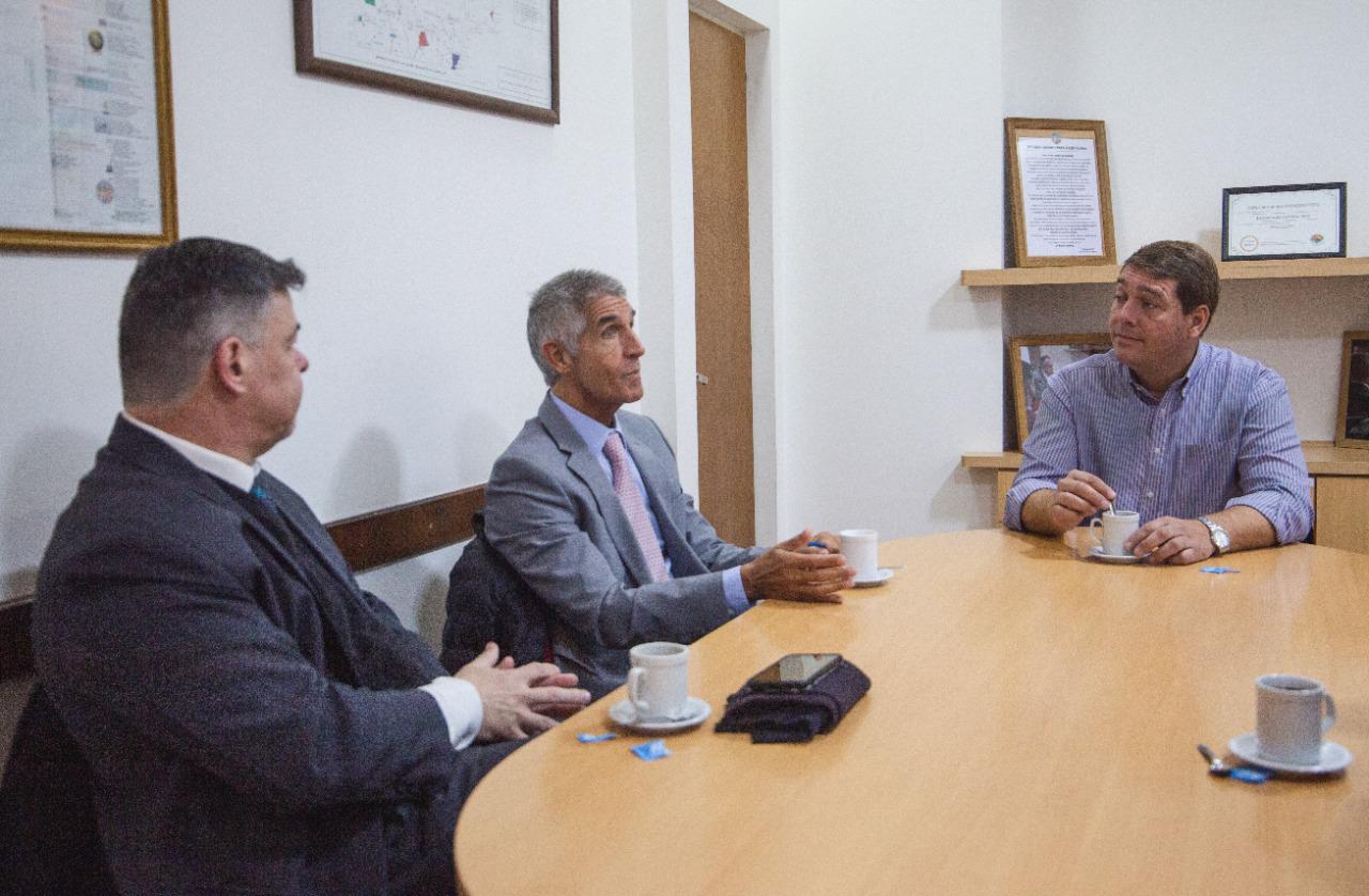 Biss junto a los abogados Leguizamón y Zamora (1)